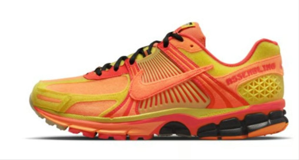 Nike Zoom Vomero 5
"Doernbecher"