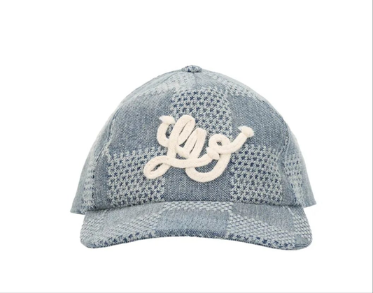 LOUIS VUITTON Damier
Denim 3D Cap