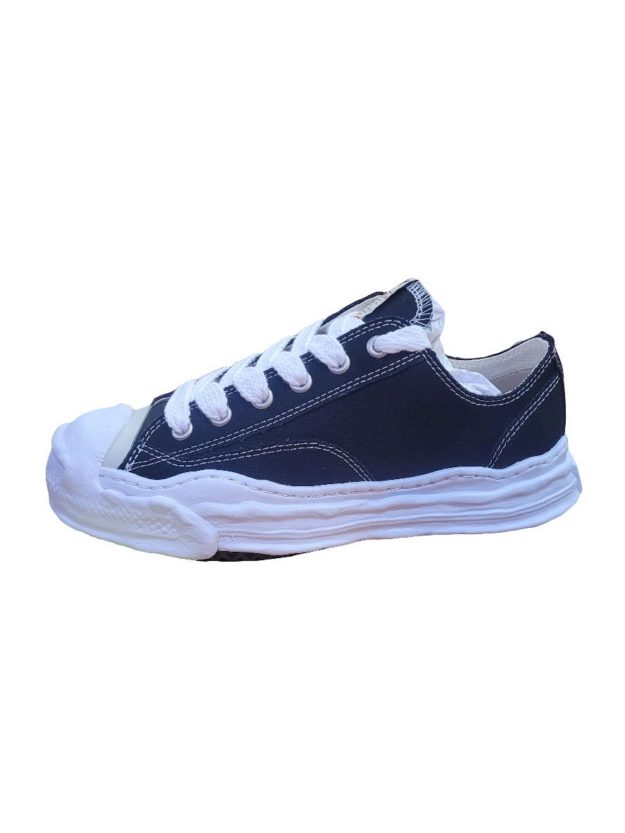 MIHARA YASUHIRO HANK
Original Sole Toe Cap Sneake