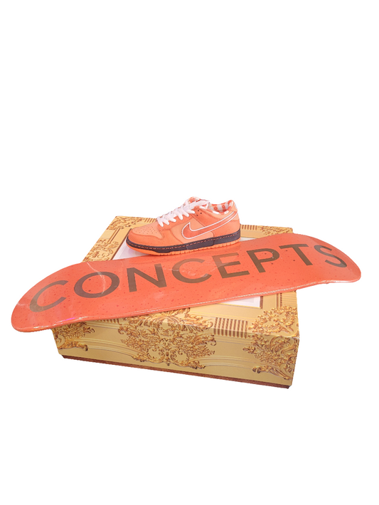 Nike SB Dunk Low x
Concepts Orange Lobster(With Skateboard)