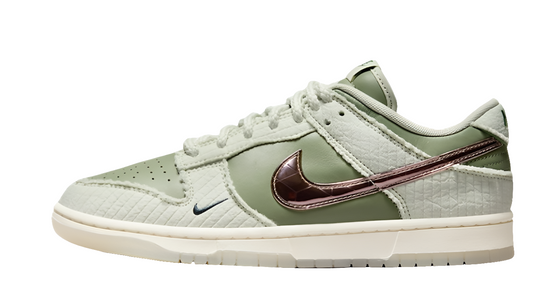 Nike Dunk Low Retro PRM
Kyler Murray Be 1of One