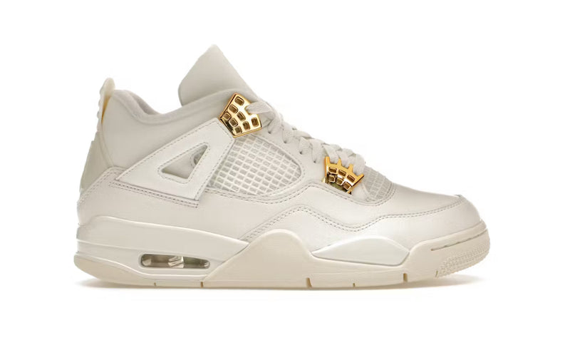 Jordan 4 Retro
Metallic Gold