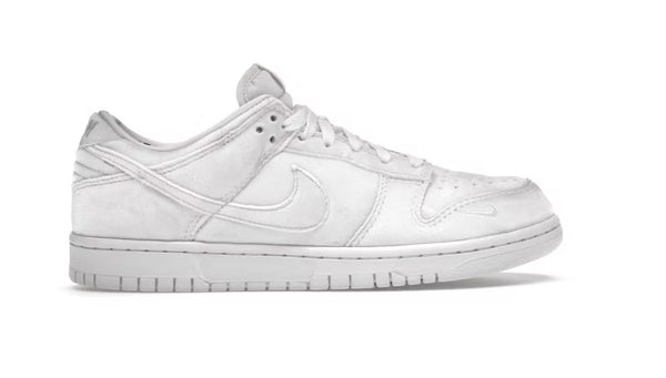 Nike Dunk Low
Dover Street Market Triple White Velvet