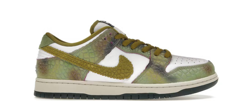 Nike SB Dunk Low
Alexis Sablone Chameleon