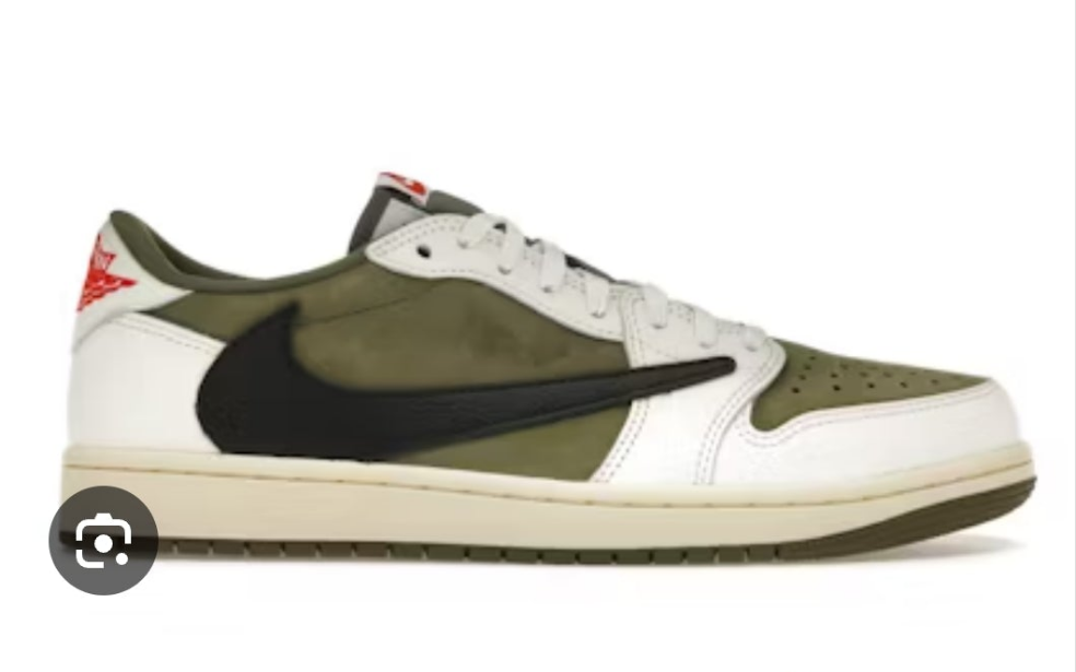 Jordan 1 Retro Low OG SP
Travis Scott Medium Olive