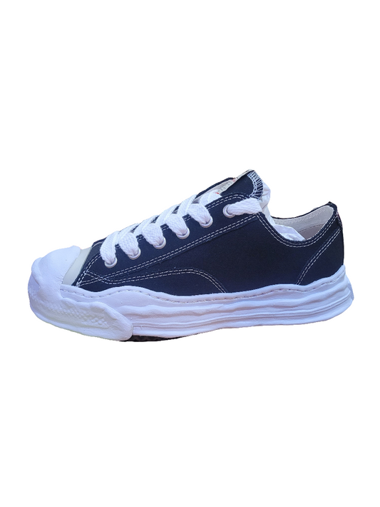 MIHARA YASUHIRO HANK
Original Sole Toe Cap Sneake